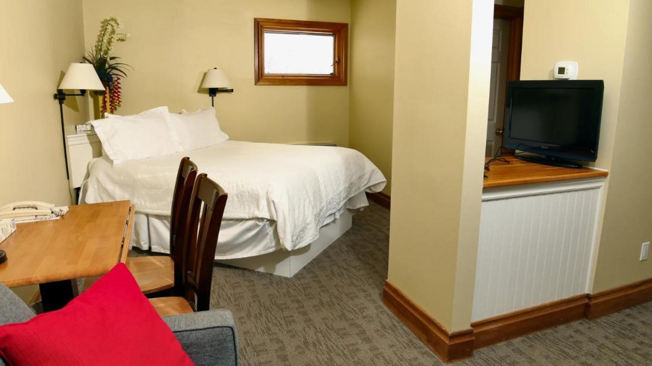 פורט סטנלי Kettle Creek Inn מראה חיצוני תמונה