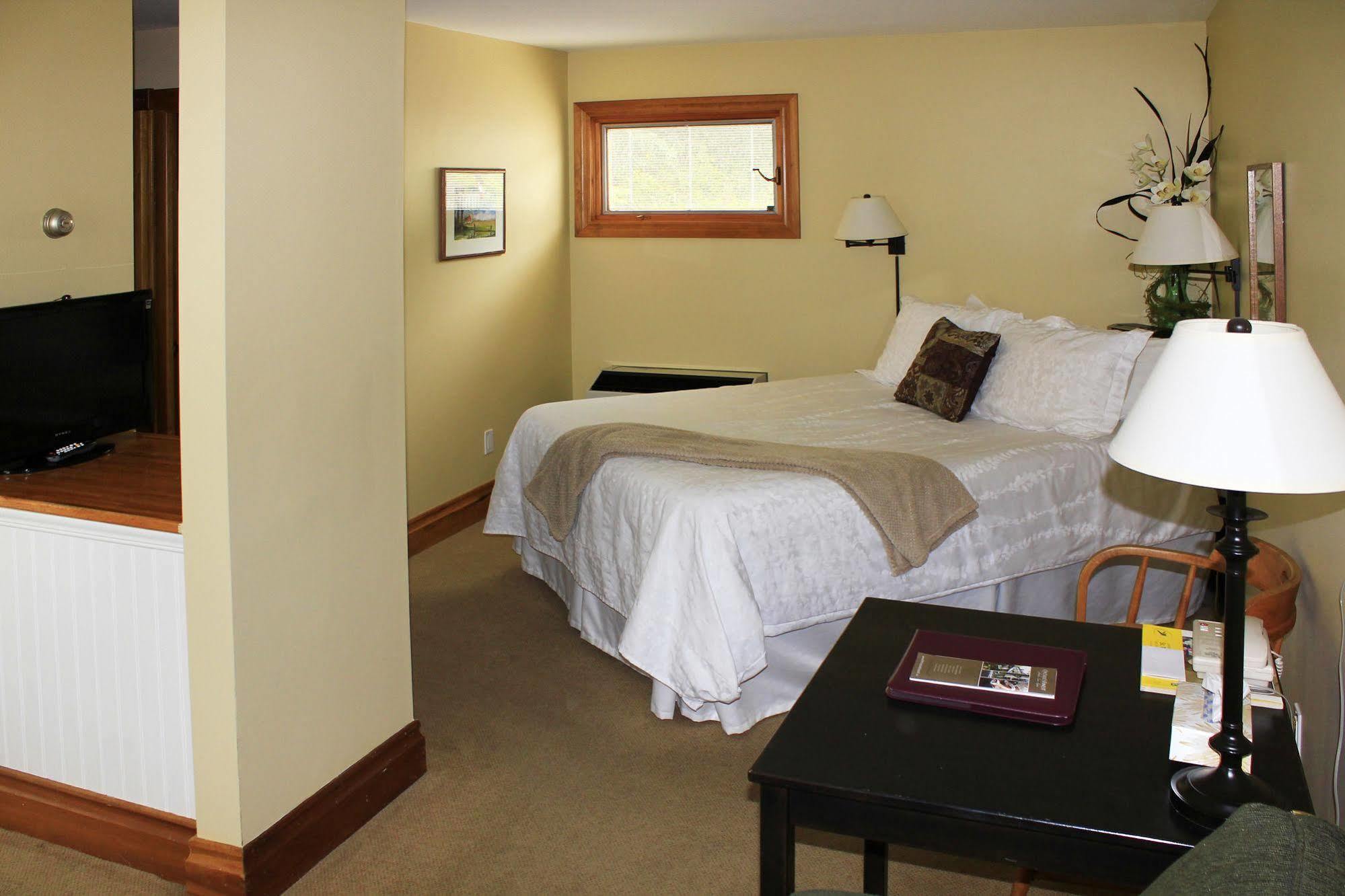 פורט סטנלי Kettle Creek Inn מראה חיצוני תמונה